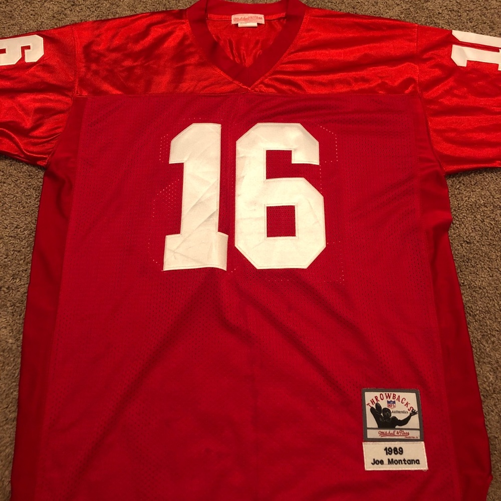 Joe Montana throwback San Francisco 49ers jersey